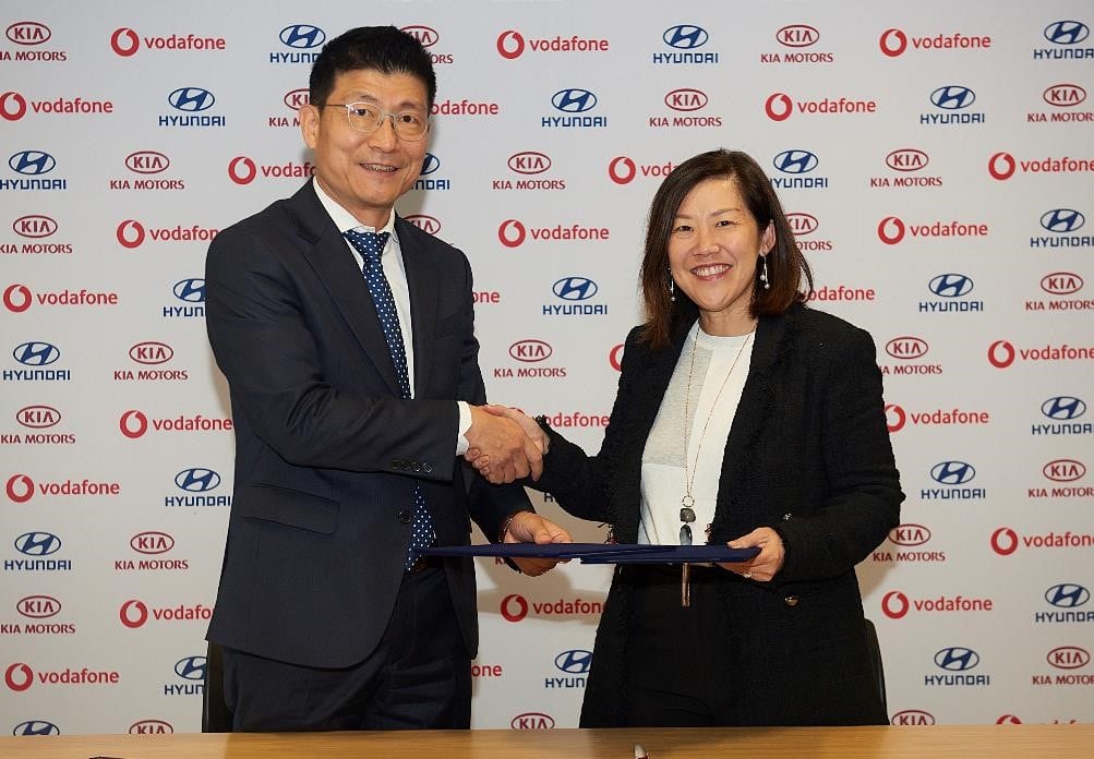 Hyundai заключает соглашение о стратегическом партнерстве с Vodafone