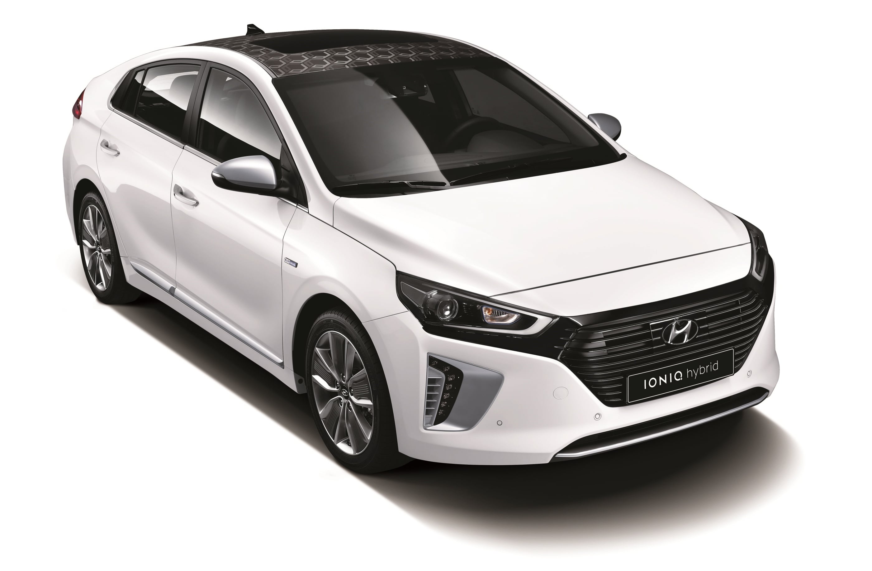 Hyundai IONIQ Hybrid - качественный скачок в мире гибридных автомобилей