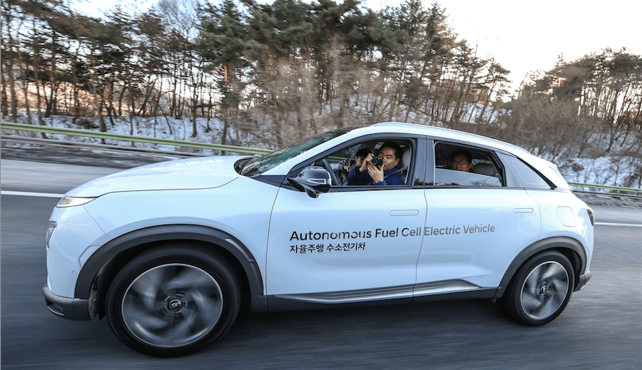 Hyundai провела публичную демонстрацию возможностей автономных электромобилей на топливных элементах