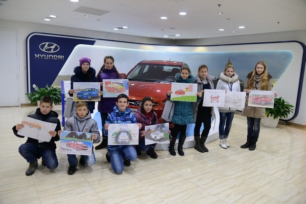 Победители конкурса детского рисунка Hyundai побывали на российском заводе марки в Санкт-Петербурге